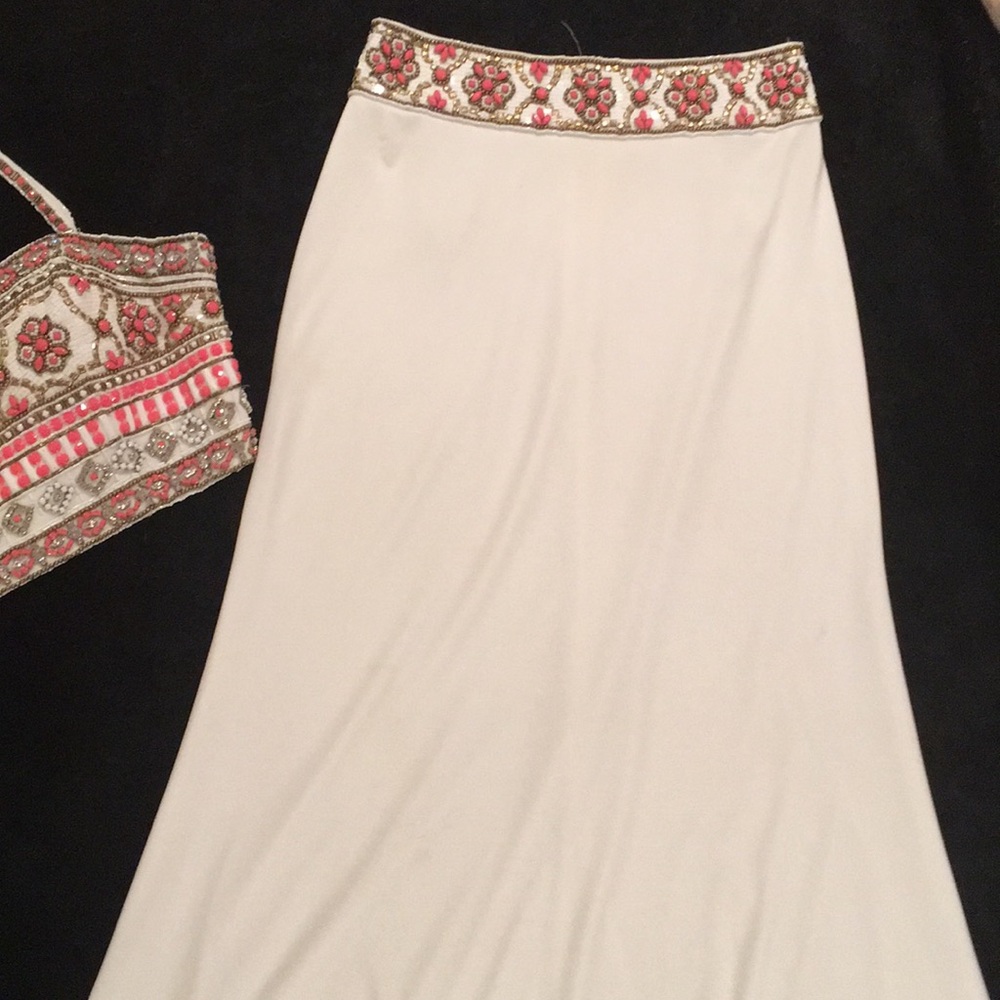 SHERRI HILL Beaded 2Piece Dress,Rounded Skirt Slit - Picture 5 of 16